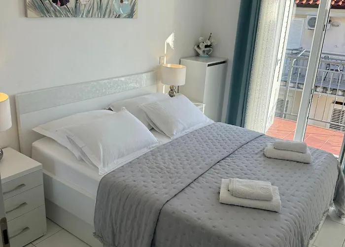 Sea View Apartment Makarska